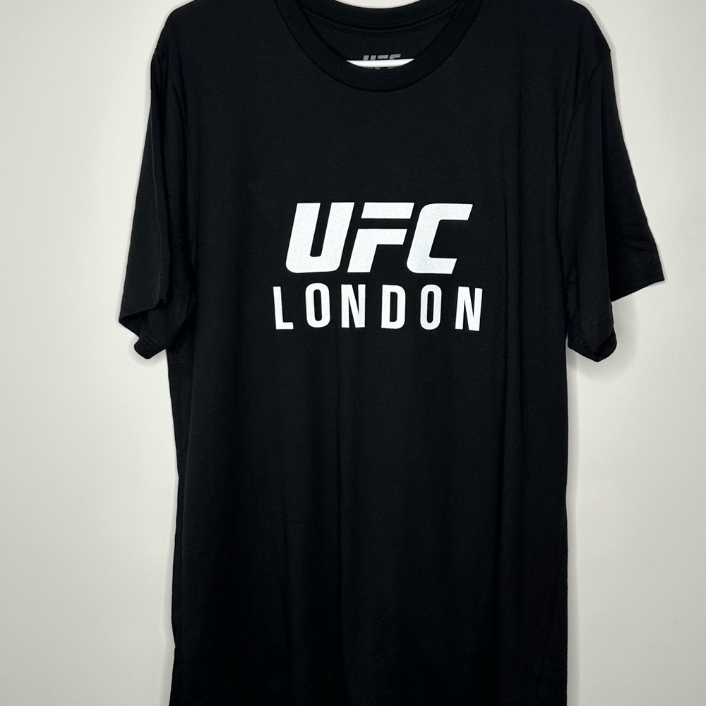 Brand New UFC London Black Short Sleeve Graphic Tee